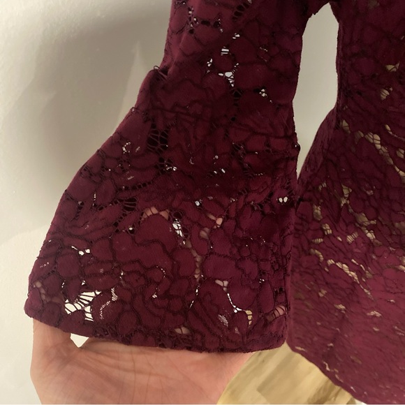 Danny and Nicole Lace Sheath Dress - Picture 6 of 12